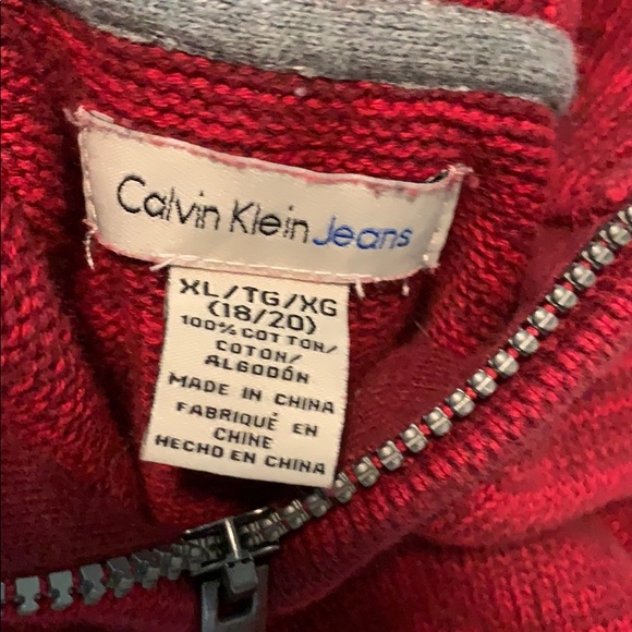 Calvin Klein Sweater - Picture 3 of 3
